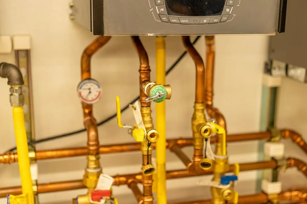 Licensed technician providing Sewer Cleanout for a homeowner in Garden Ridge